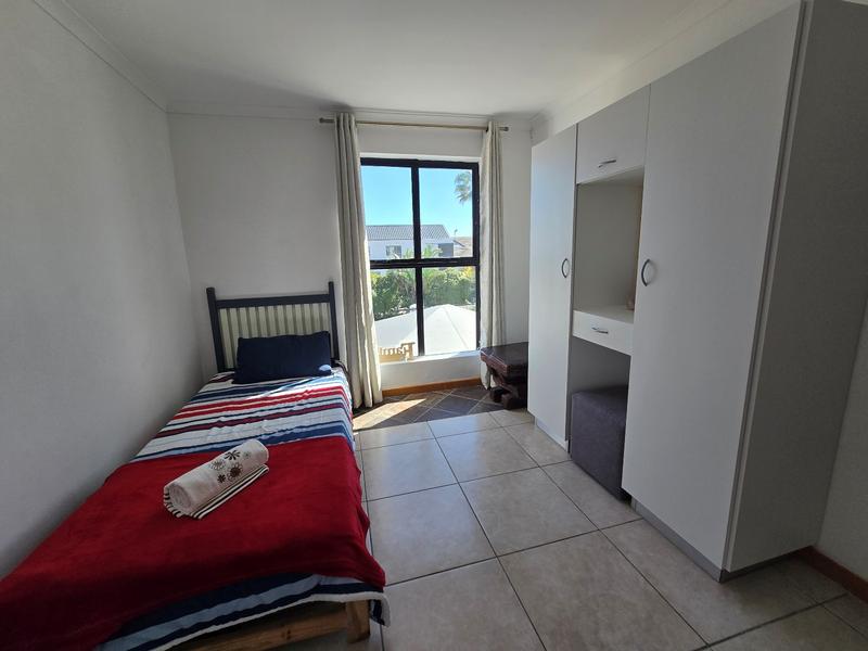 5 Bedroom Property for Sale in Golden Mile Western Cape
